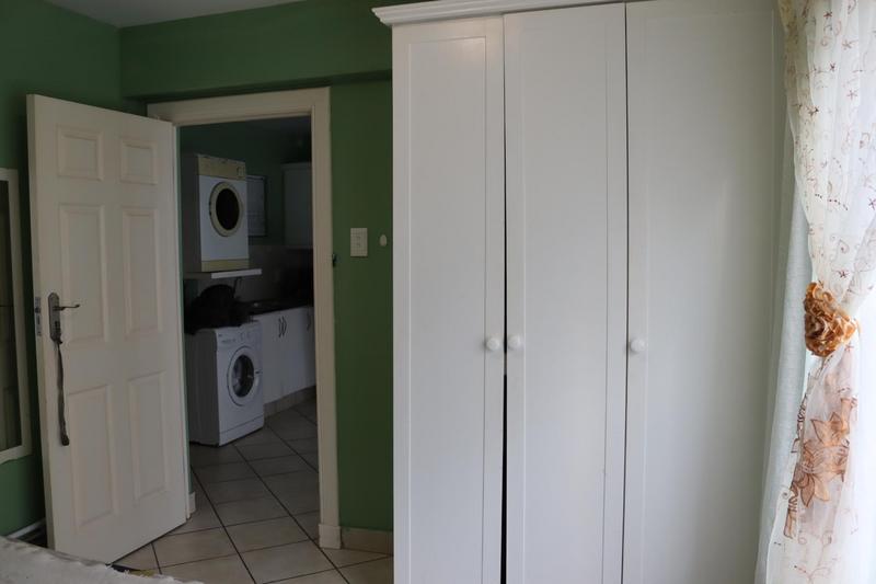 2 Bedroom Property for Sale in West Hill Eastern Cape